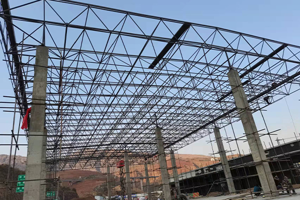 公主岭钢结构网架图片